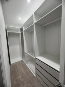 Custom Closet Building in Winter Garden